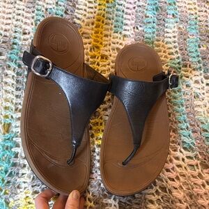 Fitflop Leather Black and Brown Flip Flop Sandals